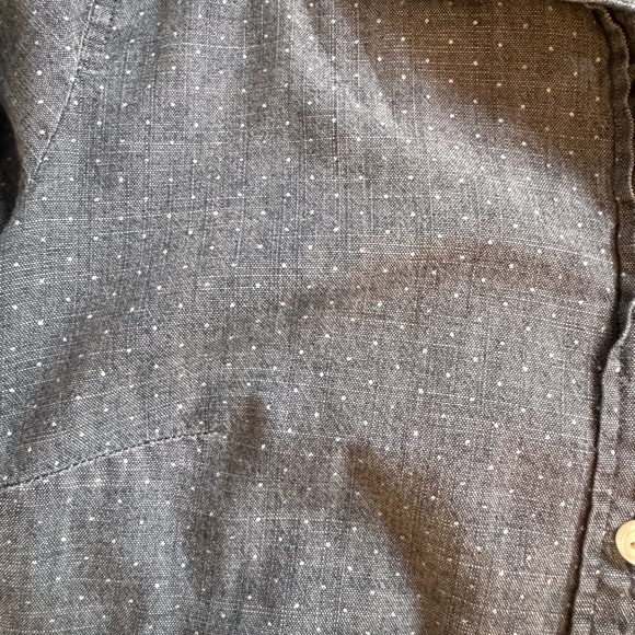 J Crew “perfect shirt” style denim shirt with dot pattern - Size XS - Picture 3 of 3